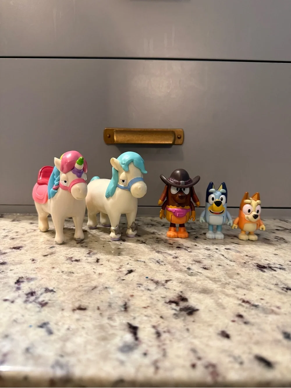 Bluey figures — Pony Lady Bingo Unipony Pony Rides Stable Playset Pieces Rare